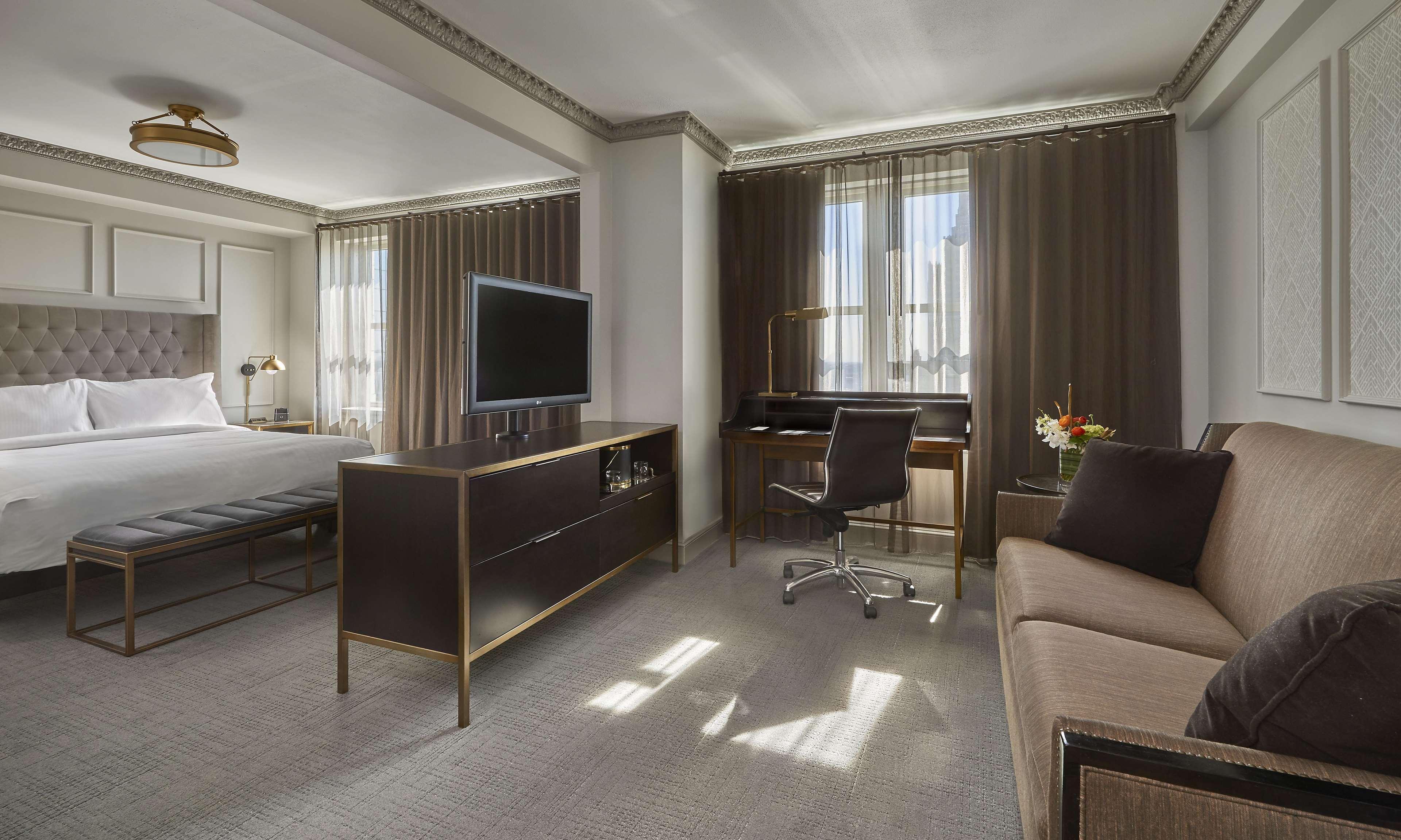 Hotel Phillips Kansas City, Curio Collection By Hilton 4*