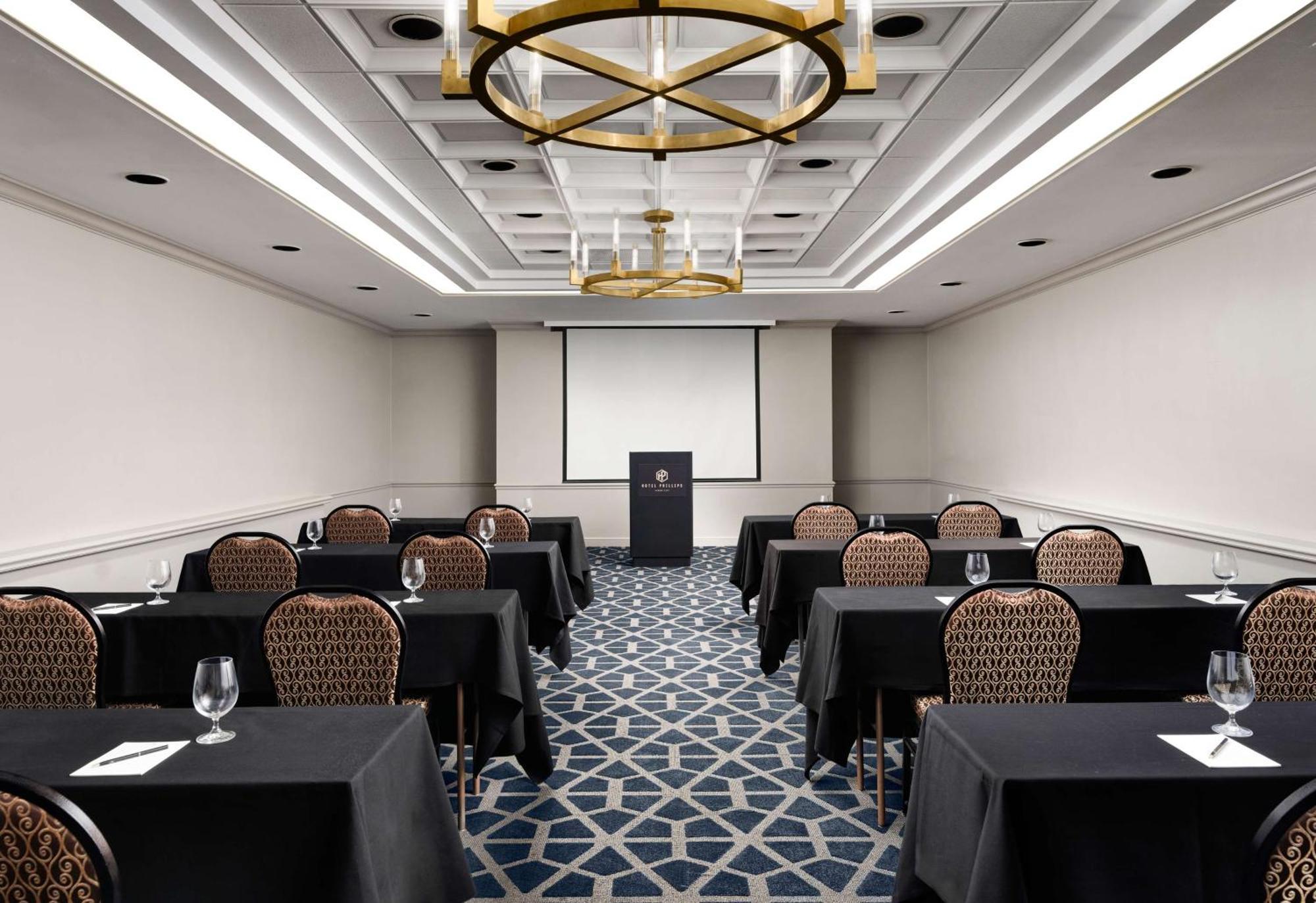 Phillips Kansas City, Curio Collection By Hilton Hotel Kansas City