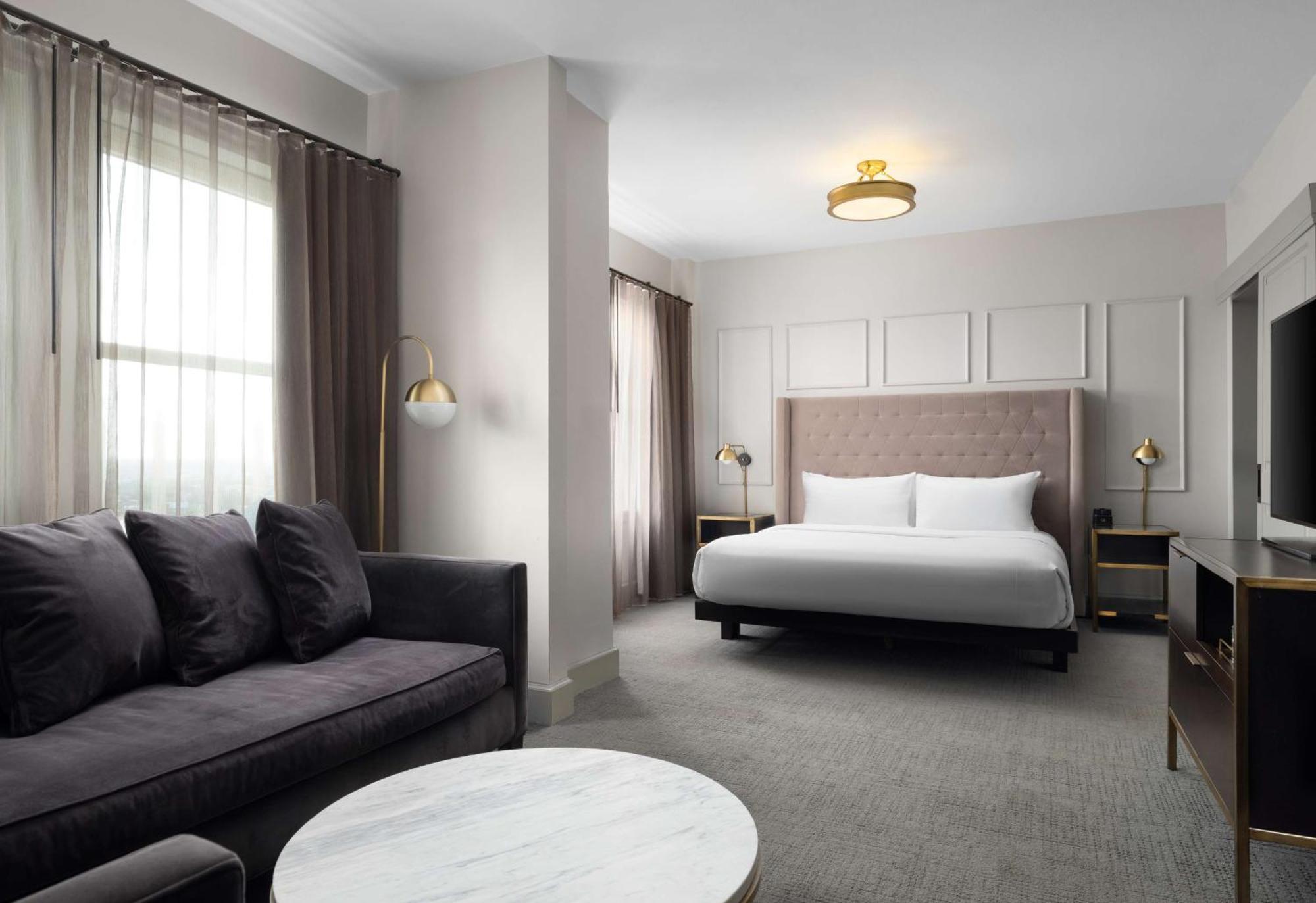 Hotel Phillips Kansas City, Curio Collection By Hilton Kansas City