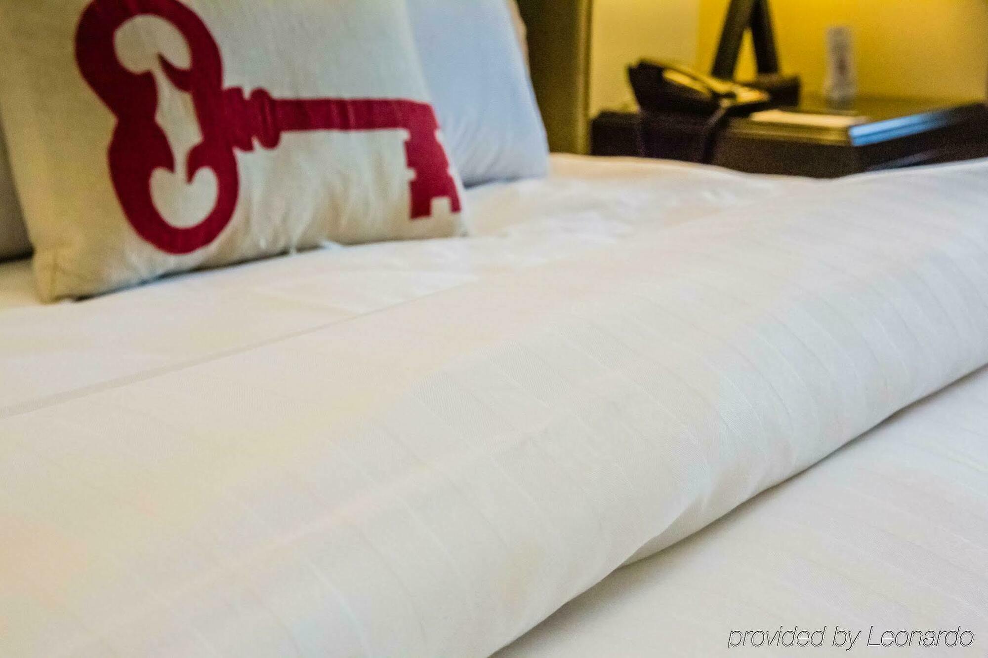 Phillips Kansas City, Curio Collection By Hilton 4* Kansas City